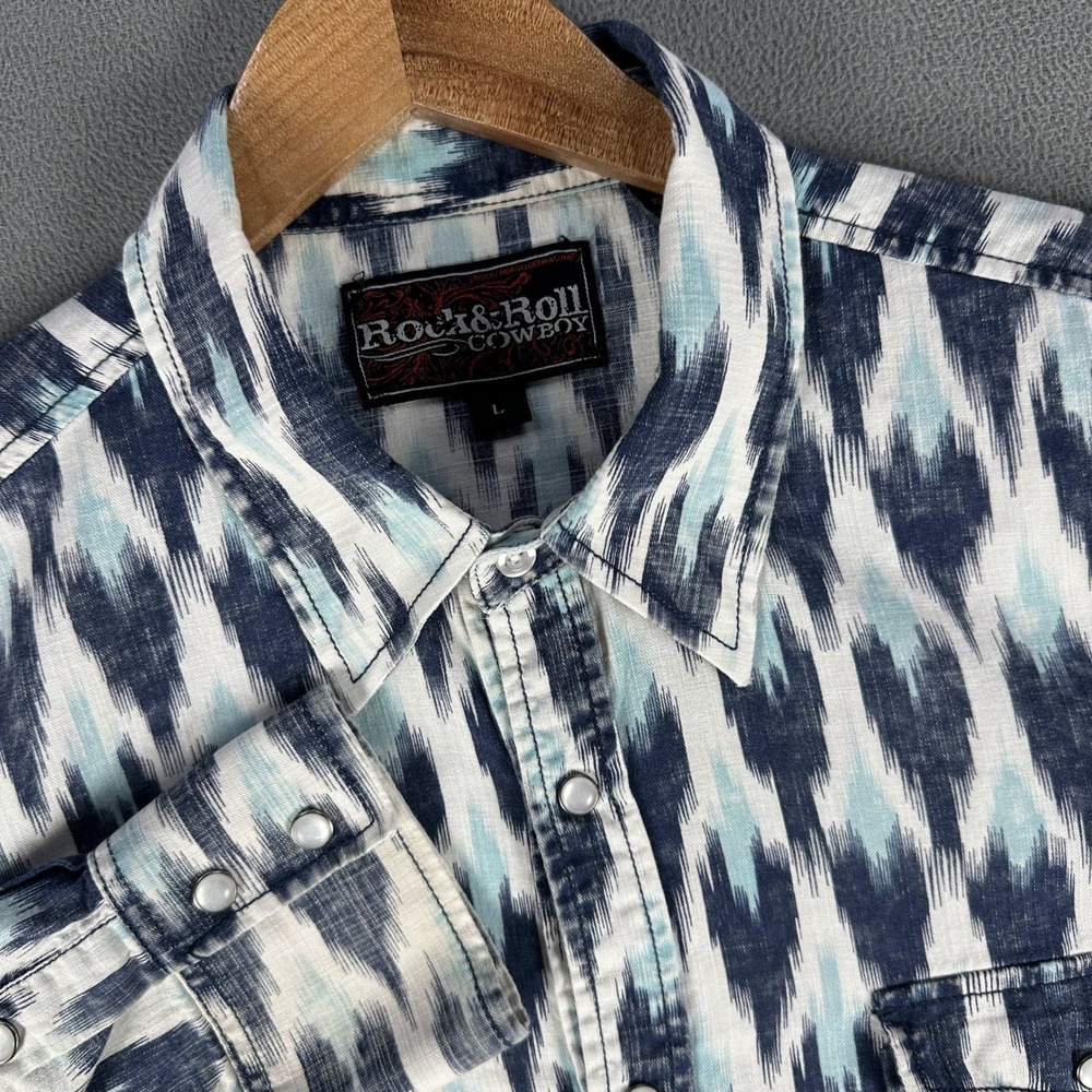Rock Roll Cowboy Pearl Snap Shirt Large Blue White Ikat Geometric Western Navajo
